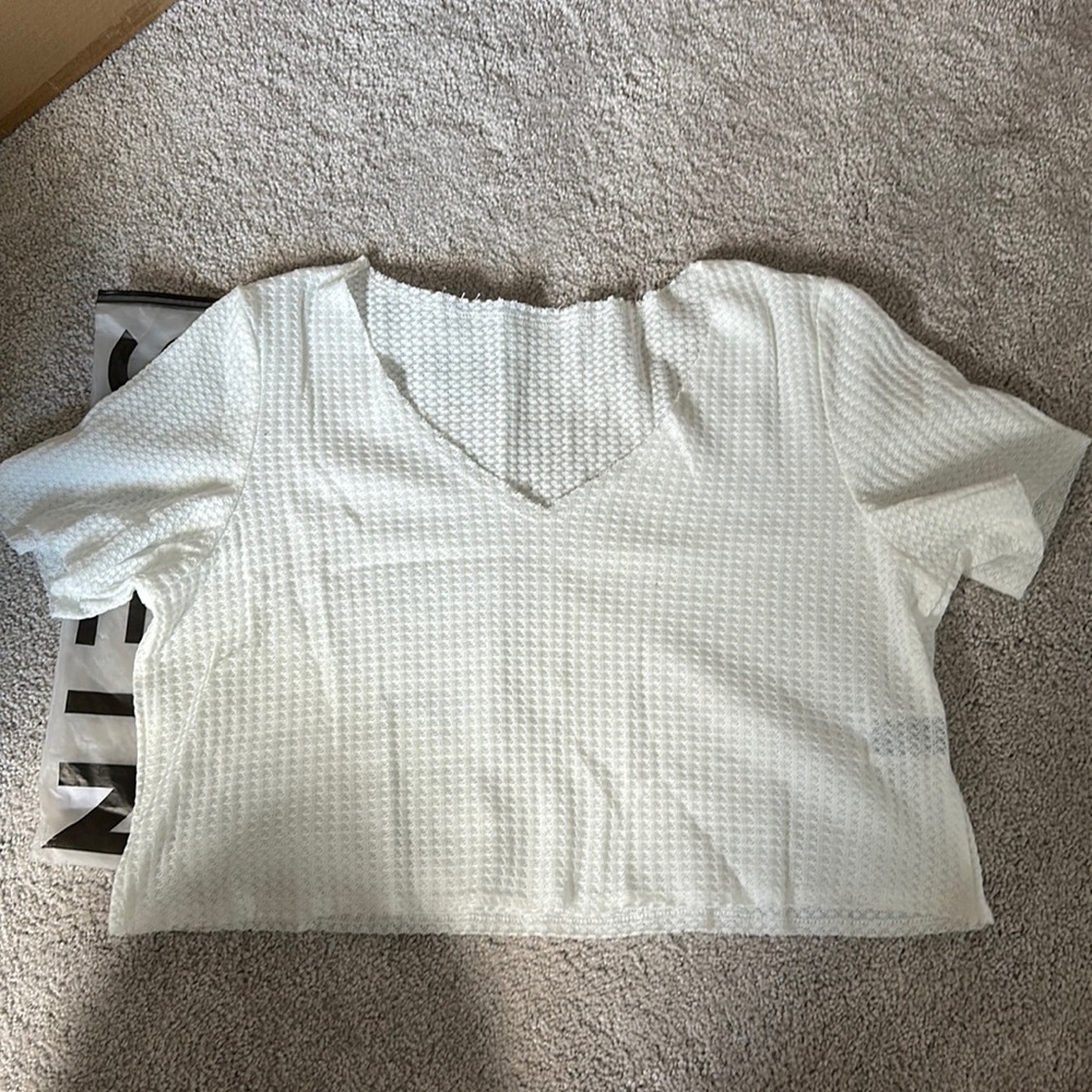 NWT White Crop Top